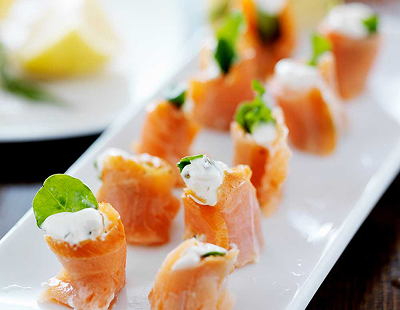appetizer platter with smoked salmon cream cheese phjqrav 1
